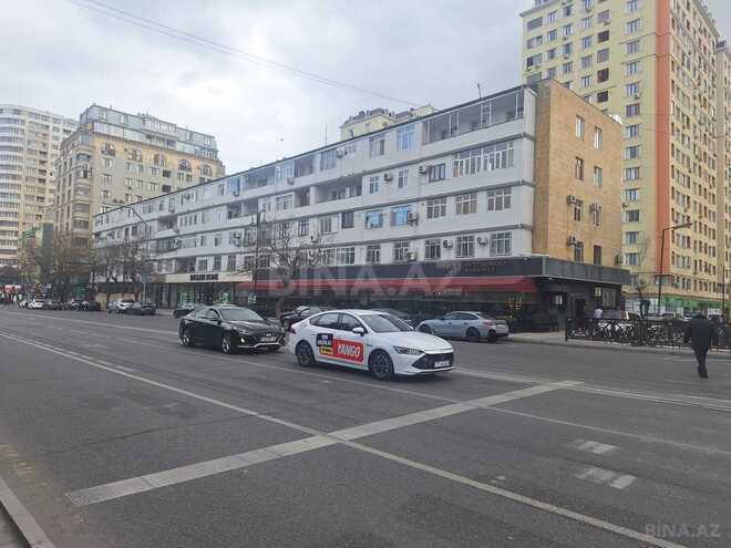 Продаётся 3-комн. вторичка 70 м², м. Элмляр Академиясы, photo 1 from 28