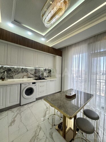 Продаётся 3-комн. новостройка 112 м², м. Ази Асланов, photo 5 from 14