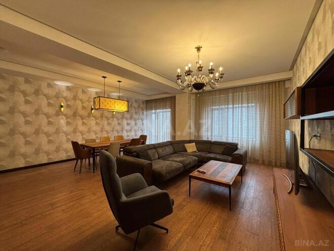 İcarəyə verilir 3 otaqlı yeni tikili 170 m², Ağ şəhər q., photo 3 from 24