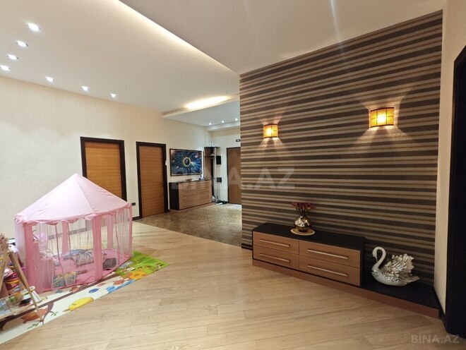 Satılır 4 otaqlı yeni tikili 200.5 m², 28 May m., photo 6 from 30