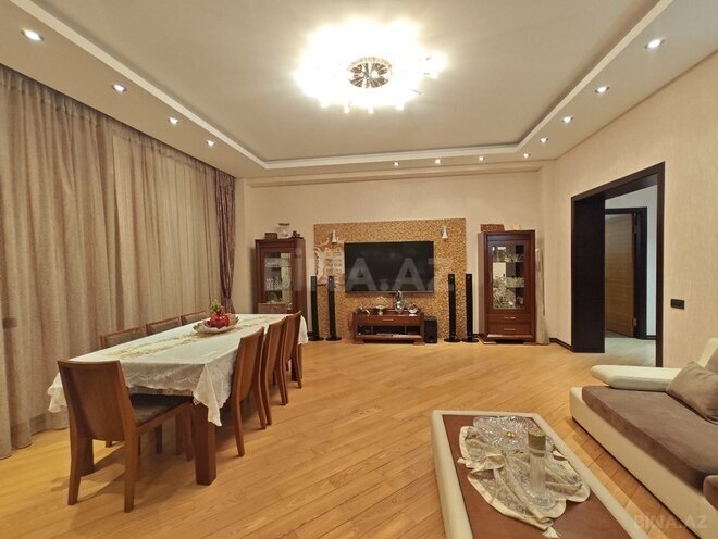 Satılır 4 otaqlı yeni tikili 200.5 m², 28 May m., photo 3 from 30