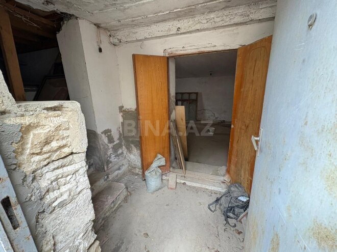Satılır 5 otaqlı köhnə tikili 105 m², Qara Qarayev m., photo 12 from 14