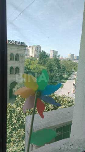 Satılır 3 otaqlı köhnə tikili 74 m², Dərnəgül m., photo 3 from 10