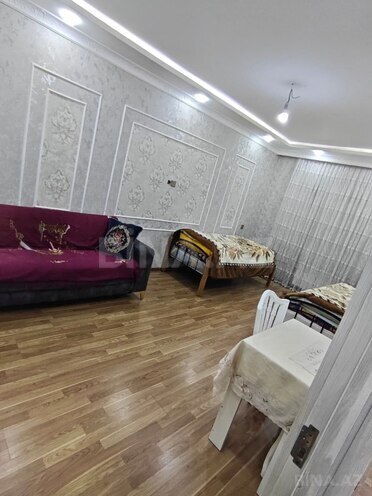 Продается 3-комн. вторичка 65 м², м. Ази Асланов, photo 1 from 20