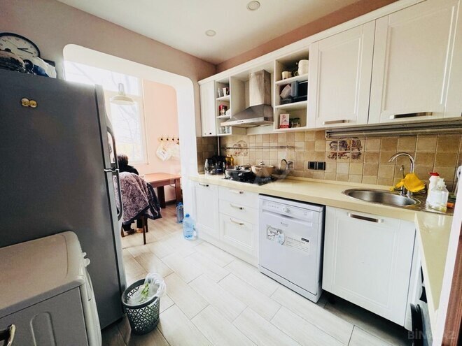 Продаётся 2-комн. вторичка 72 м², м. Ичеришехер, photo 15 from 21