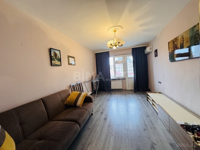 Продаётся 2-комн. вторичка 72 м², м. Ичеришехер, photo 3 from 21