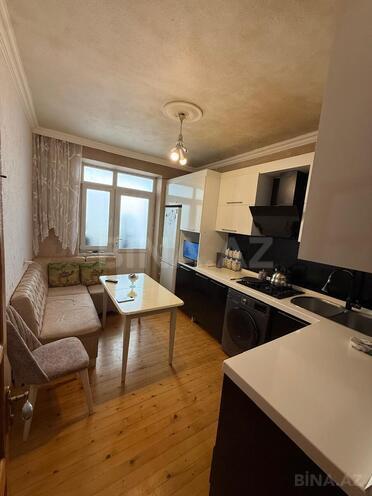 Satılır 3 otaqlı köhnə tikili 72 m², 8-ci kilometr q., photo 1 from 24