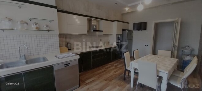 Сдаётся 3-комн. новостройка 170 м², м. Низами, photo 18 from 21