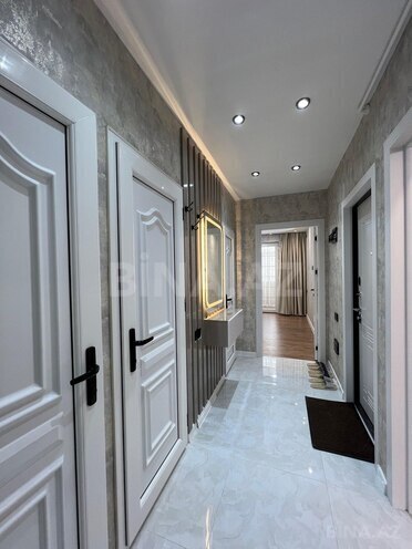 Продаётся 2-комн. вторичка 65 м², м. Ази Асланов, photo 10 from 14