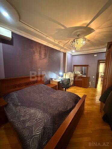 Продаётся 2-комн. новостройка 80 м², м. Ази Асланов, photo 1 from 17