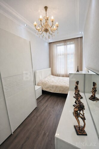 Продаётся 3-комн. новостройка 76 м², м. Иншаатчылар, photo 7 from 17