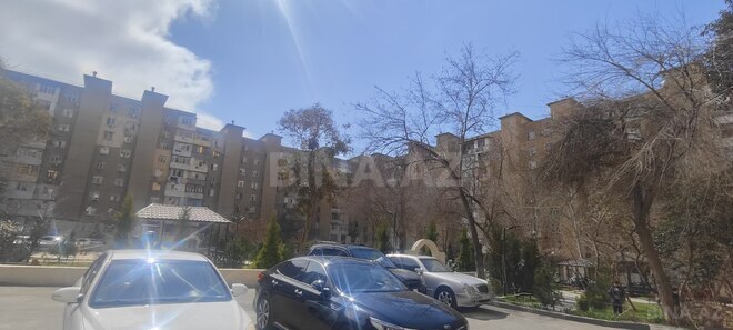 Продаётся 2-комн. вторичка 60 м², м. Ази Асланов, photo 15 from 22