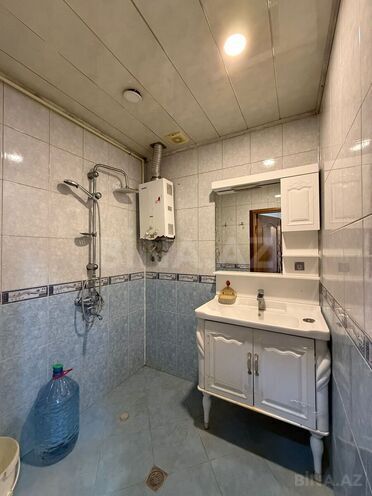 Satılır 2 otaqlı köhnə tikili 60 m², Xalqlar Dostluğu m., photo 15 from 17