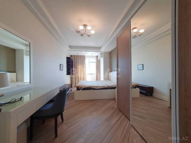 Сдаётся 3-комн. новостройка 138 м², м. Низами, photo 8 from 16