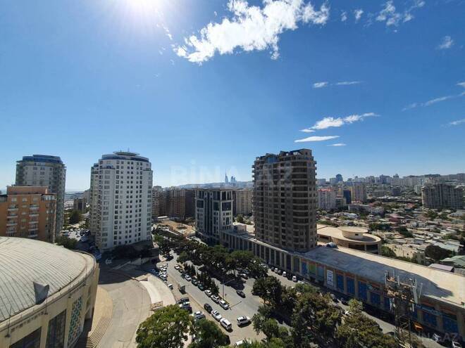 Сдаётся 3-комн. новостройка 138 м², м. Низами, photo 15 from 16