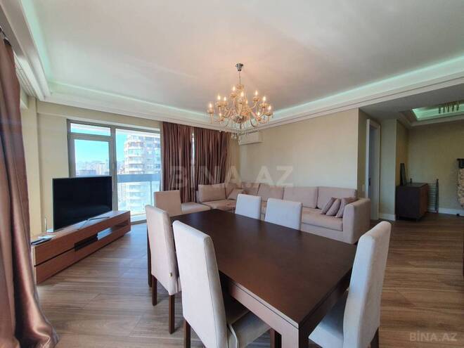 Сдаётся 3-комн. новостройка 138 м², м. Низами, photo 4 from 16