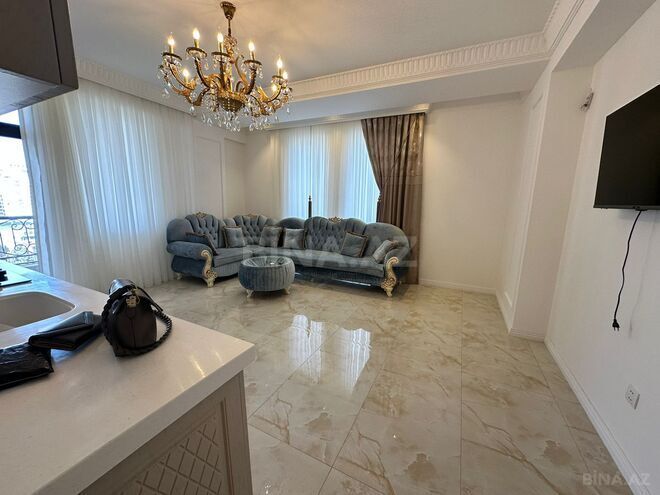 Сдаётся 3-комн. новостройка 90 м², м. 28 мая, photo 1 from 16