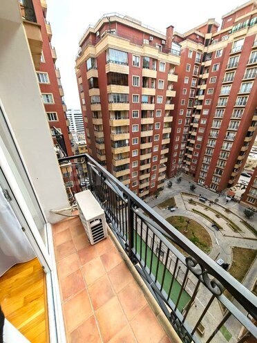 Продаётся 4-комн. новостройка 220 м², м. 28 мая, photo 27 from 30