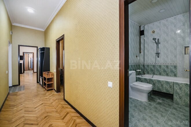 Сдаётся 3-комн. вторичка 105 м², м. Сахил, photo 15 from 17