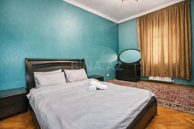 Сдаётся 3-комн. вторичка 105 м², м. Сахил, photo 9 from 17