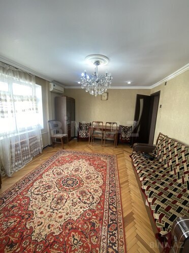 Продаётся 2-комн. вторичка 65 м², м. Элмляр Академиясы, photo 1 from 14