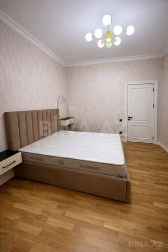 Сдаётся 3-комн. вторичка 90 м², м. Сахил, photo 8 from 16