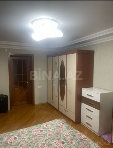 Продаётся 3-комн. вторичка 80 м², м. Низами, photo 12 from 16
