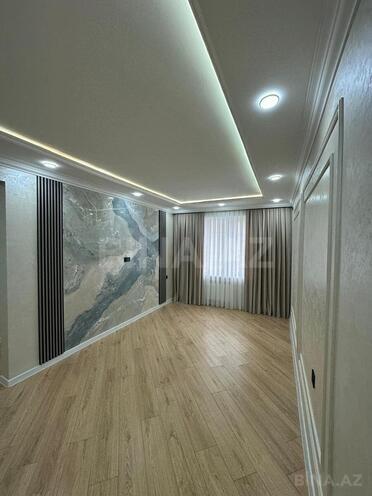 Продаётся 3-комн. вторичка 80 м², м. Ази Асланов, photo 1 from 13