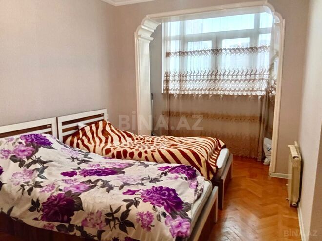 Satılır 3 otaqlı köhnə tikili 65 m², Elmlər Akademiyası m., photo 3 from 7