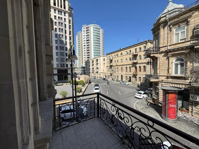 Satılır 3 otaqlı köhnə tikili 100 m², Sahil m., photo 10 from 18