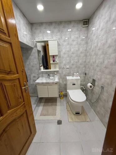 Satılır 4 otaqlı köhnə tikili 250 m², Yasamal q., photo 21 from 29