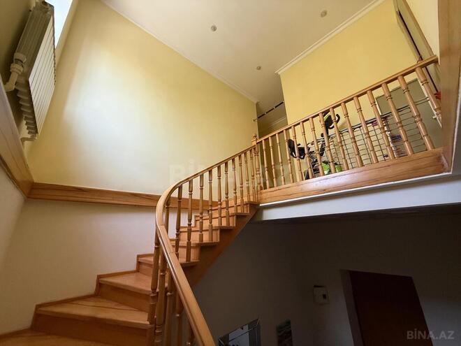 Satılır 4 otaqlı köhnə tikili 250 m², Yasamal q., photo 17 from 29