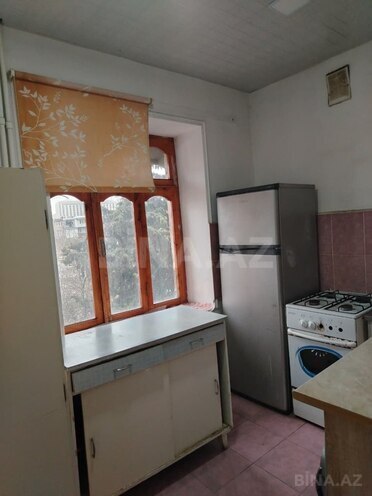 Продаётся 2-комн. вторичка 45 м², м. Элмляр Академиясы, photo 3 from 9