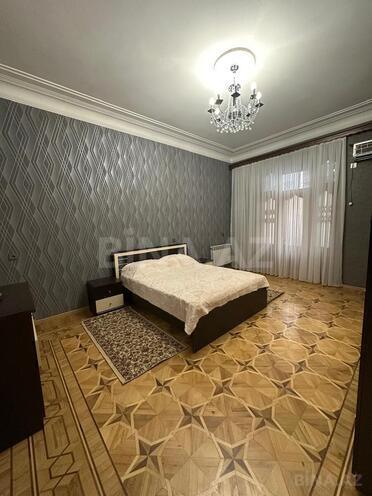 Сдаётся 3-комн. вторичка 117 м², м. Ичеришехер, photo 6 from 16