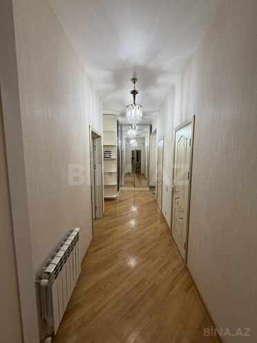 Сдаётся 3-комн. новостройка 120 м², м. Низами, photo 4 from 12