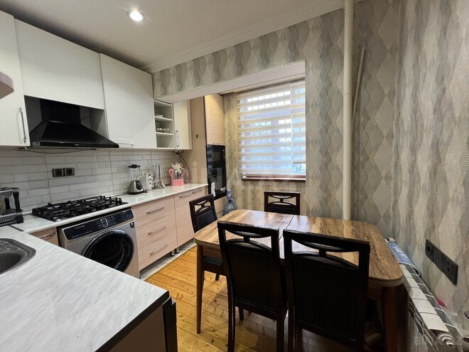 Satılır 3 otaqlı köhnə tikili 80 m², Xalqlar Dostluğu m., photo 21 from 31