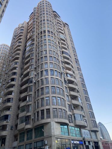 Satılır 3 otaqlı yeni tikili 156 m², Şah İsmayıl Xətai m., photo 1 from 8