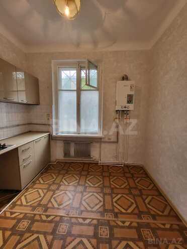 İcarəyə verilir 2 otaqlı köhnə tikili 55 m², photo 7 from 11