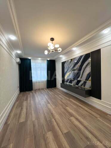 Продаётся 3-комн. вторичка 80 м², м. Ахмедлы, photo 1 from 12