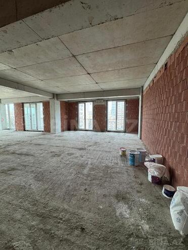 Продаётся 3-комн. новостройка 130 м², м. Элмляр Академиясы, photo 9 from 14