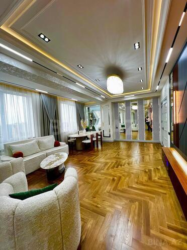 Satılır 4 otaqlı yeni tikili 186 m², Qara Qarayev m., photo 17 from 26