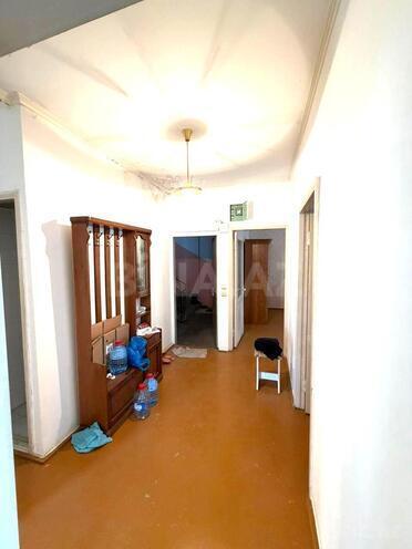 Продаётся 4-комн. вторичка 110 м², м. Иншаатчылар, photo 10 from 16