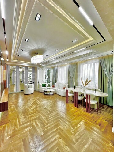 Продаётся 4-комн. новостройка 186 м², м. Кара Караев, photo 6 from 27