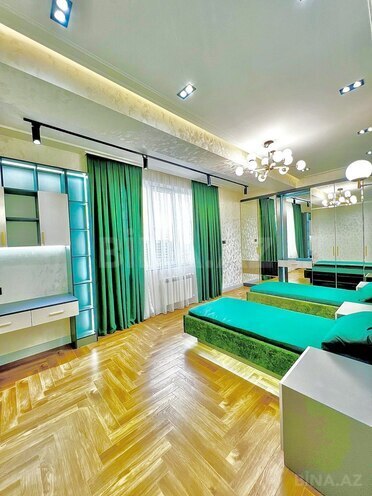 Продаётся 4-комн. новостройка 186 м², м. Кара Караев, photo 11 from 27