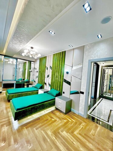 Продаётся 4-комн. новостройка 186 м², м. Кара Караев, photo 15 from 27