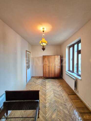 Satılır 2 otaqlı köhnə tikili 50 m², İnşaatçılar m., photo 9 from 26