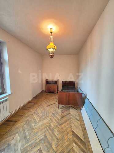 Satılır 2 otaqlı köhnə tikili 50 m², İnşaatçılar m., photo 14 from 26