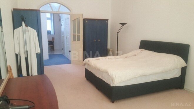 İcarəyə verilir 2 otaqlı köhnə tikili 85 m², Sahil m., photo 13 from 32