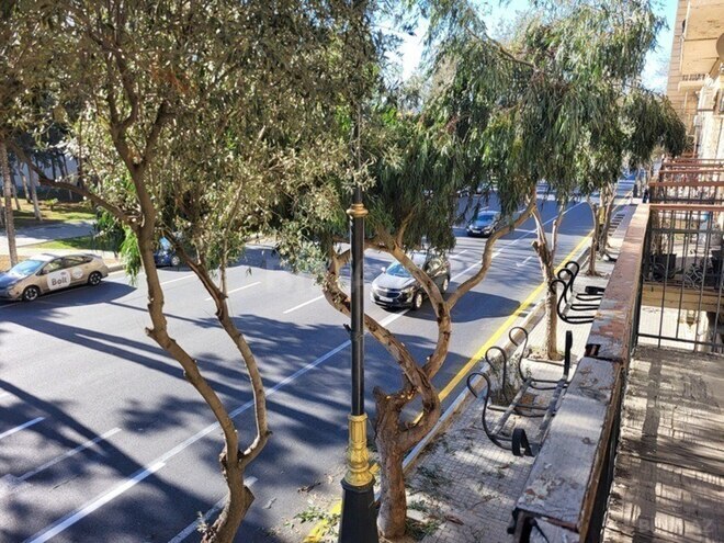 İcarəyə verilir 2 otaqlı köhnə tikili 85 m², Sahil m., photo 30 from 32