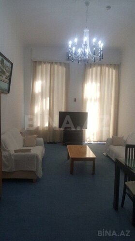 İcarəyə verilir 2 otaqlı köhnə tikili 85 m², Sahil m., photo 6 from 32